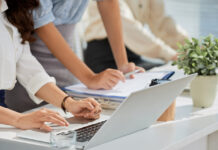 Tren PHK Meningkat di Tengah Pertumbuhan Tenaga Kerja, 10 Sektor Paling Terdampak Tren PHK Meningkat di Tengah Pertumbuhan Tenaga Kerja, 10 Sektor Paling Terdampak