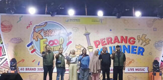 Kendari Food Festival 2025 Resmi Digelar: Perang Kuliner Hadirkan Ratusan Sajian Lezat Khas Sultra Kendari Food Festival 2025 Resmi Digelar: Perang Kuliner Hadirkan Ratusan Sajian Lezat Khas Sultra