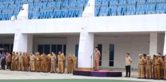 Wakil Wali Kota Kendari Soroti Kinerja OPD dan Kebersihan Kota dalam Apel Gabungan Wakil Wali Kota Kendari Soroti Kinerja OPD dan Kebersihan Kota dalam Apel Gabungan