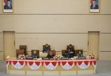 Fraksi DPRD Kota Kendari Sampaikan Pandangan Strategis terhadap Raperda RPJMD 2025–2029 Fraksi DPRD Kota Kendari Sampaikan Pandangan Strategis terhadap Raperda RPJMD 2025–2029