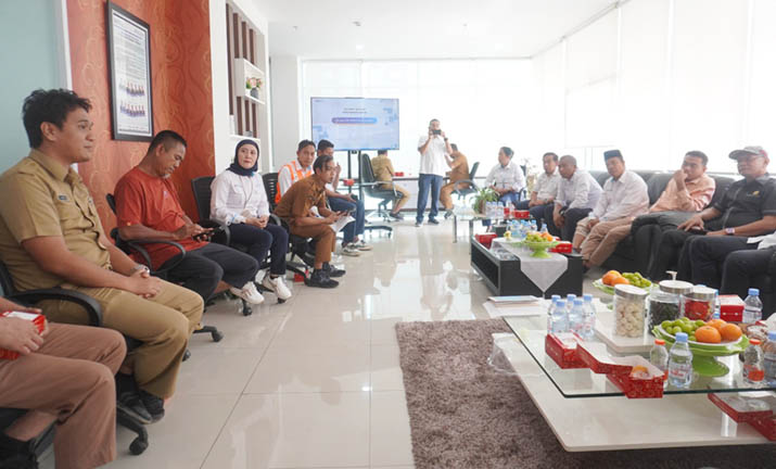 Tanggapi Keluhan Sopir Kontainer, DPRD Kendari Lakukan Kunjungan ke Pelindo IV