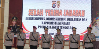 Kombes Pol Edwin Louis Sengka Resmi Jabat Kapolresta Kendari, Sejumlah Pejabat Utama Polda Sultra Turut Berganti Kombes Pol Edwin Louis Sengka Resmi Jabat Kapolresta Kendari, Sejumlah Pejabat Utama Polda Sultra Turut Berganti