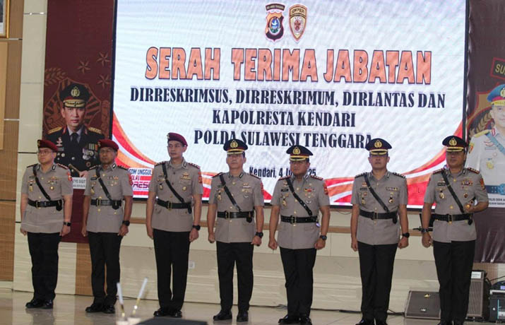 sertijab_polres_kendari Kombes Pol Edwin Louis Sengka Resmi Jabat Kapolresta Kendari, Sejumlah Pejabat Utama Polda Sultra Turut Berganti