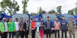 Pemkot Kendari Serahkan 6 Mobil Sampah Baru, Optimalkan Layanan Kebersihan Pemkot Kendari Serahkan 6 Mobil Sampah Baru, Optimalkan Layanan Kebersihan