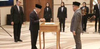 Prof Armid Resmi Dilantik sebagai Rektor UHO Kendari Periode 2025–2029 Prof Armid Resmi Dilantik sebagai Rektor UHO Kendari Periode 2025–2029