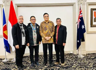 STIE Enam-Enam Kendari Lakukan Kunjungan Akademik ke Australia, Temui Konsul Jenderal RI di Sydney STIE Enam-Enam Kendari Lakukan Kunjungan Akademik ke Australia, Temui Konsul Jenderal RI di Sydney