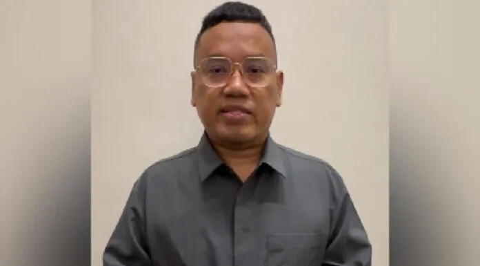 Uya Kuya Sampaikan Permohonan Maaf, Janji Lebih Hati-Hati sebagai Anggota DPR Uya Kuya Sampaikan Permohonan Maaf, Janji Lebih Hati-Hati sebagai Anggota DPR