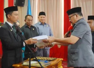 Bupati Konawe Utara Tetapkan Perda APBD 2024 dan RPJMD 2025–2029 Bupati Konawe Utara Tetapkan Perda APBD 2024 dan RPJMD 2025–2029