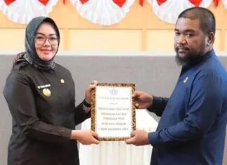 DPRD dan Pemkot Kendari Sepakati KUA-PPAS Perubahan APBD 2025 DPRD dan Pemkot Kendari Sepakati KUA-PPAS Perubahan APBD 2025