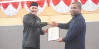 Sudirman Paparkan Fokus APBD Perubahan 2025: Pengentasan Kemiskinan hingga Infrastruktur Sudirman Paparkan Fokus APBD Perubahan 2025: Pengentasan Kemiskinan hingga Infrastruktur