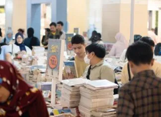 Gramedia Gelar Semesta Buku 2025 di Kendari, Diskon Hingga 75% Gramedia Gelar Semesta Buku 2025 di Kendari, Diskon Hingga 75%