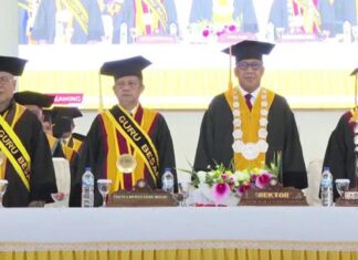 UHO Kukuhkan 8 Guru Besar dari 6 Fakultas, Tegaskan Komitmen Tridharma Perguruan Tinggi UHO Kukuhkan 8 Guru Besar dari 6 Fakultas, Tegaskan Komitmen Tridharma Perguruan Tinggi