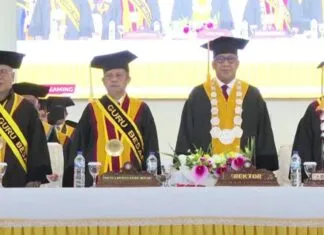 UHO Kukuhkan 8 Guru Besar dari 6 Fakultas, Tegaskan Komitmen Tridharma Perguruan Tinggi UHO Kukuhkan 8 Guru Besar dari 6 Fakultas, Tegaskan Komitmen Tridharma Perguruan Tinggi