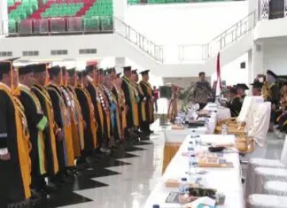 UHO Kukuhkan 8 Guru Besar Baru, Berikut Nama dan Bidang Keilmuannya UHO Kukuhkan 8 Guru Besar Baru, Berikut Nama dan Bidang Keilmuannya