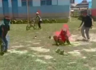 Video Dugaan Perundungan di SD Negeri 7 Barangka Mubar Viral dan Dikecam Warganet Video Dugaan Perundungan di SD Negeri 7 Barangka Mubar Viral dan Dikecam Warganet