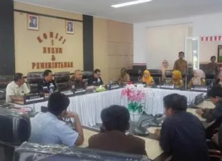 DPRD Kendari Fasilitasi Penyelesaian Perselisihan Ketenagakerjaan antara Serikat Buruh dan PT Manorian Sentosa DPRD Kendari Fasilitasi Penyelesaian Perselisihan Ketenagakerjaan antara Serikat Buruh dan PT Manorian Sentosa