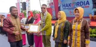Dukung Penuh Gerakan Antikorupsi, Ketua DPRD Kendari Tegaskan Pentingnya Perubahan Mindset dalam Road to Hakordia 2025 Dukung Penuh Gerakan Antikorupsi, Ketua DPRD Kendari Tegaskan Pentingnya Perubahan Mindset dalam Road to Hakordia 2025
