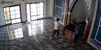 Kalah dalam Pemilihan RT, Warga di Kendari Tarik Mimbar Masjid Kalah dalam Pemilihan RT, Warga di Kendari Tarik Mimbar Masjid