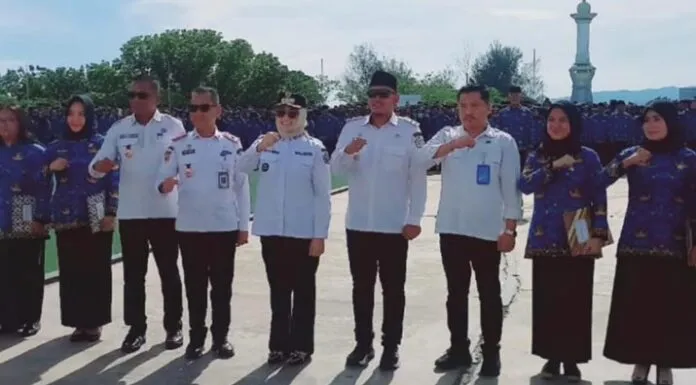 3.045 PPPK Paruh Waktu Pemkot Kendari Resmi Terima SK Pengangkatan 3.045 PPPK Paruh Waktu Pemkot Kendari Resmi Terima SK Pengangkatan