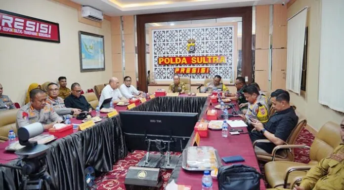 Gubernur Sultra Ikuti Rakor Nasional Pengamanan Natal 2025 dan Tahun Baru 2026 Gubernur Sultra Ikuti Rakor Nasional Pengamanan Natal 2025 dan Tahun Baru 2026