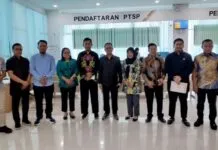 DPRD Gowa Pelajari Tata Kelola Perizinan di MPP Kendari, Soroti Perlindungan Usaha Kecil DPRD Gowa Pelajari Tata Kelola Perizinan di MPP Kendari, Soroti Perlindungan Usaha Kecil
