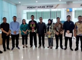 DPRD Gowa Pelajari Tata Kelola Perizinan di MPP Kendari, Soroti Perlindungan Usaha Kecil DPRD Gowa Pelajari Tata Kelola Perizinan di MPP Kendari, Soroti Perlindungan Usaha Kecil