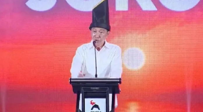 Jokowi Tegaskan Siap Bekerja Keras untuk PSI saat Rakernas di Makassar Jokowi Tegaskan Siap Bekerja Keras untuk PSI saat Rakernas di Makassar