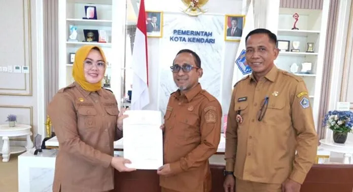 Wali Kota Kendari Tunjuk Muh. Jayadi sebagai Plt Kadis PUPR Wali Kota Kendari Tunjuk Muh. Jayadi sebagai Plt Kadis PUPR