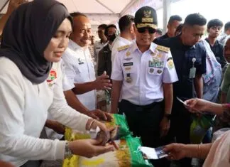 Gerakan Pangan Murah Digelar di Kendari, Pemprov Sultra Antisipasi Lonjakan Harga Jelang Idulfitri Gerakan Pangan Murah Digelar di Kendari, Pemprov Sultra Antisipasi Lonjakan Harga Jelang Idulfitri