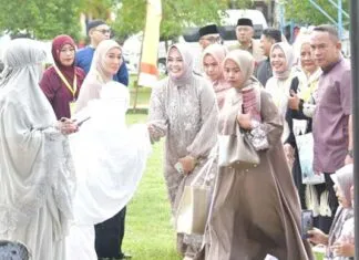 Ribuan Warga Padati Lapangan Kancil, Pemkot Kendari Gelar Salat Idulfitri 1447 H Ribuan Warga Padati Lapangan Kancil, Pemkot Kendari Gelar Salat Idulfitri 1447 H