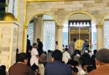 Jamaah Membludak di Sesi Kedua Tabligh Akbar Ustaz Khalid Basalamah di Masjid Raudhatul Jannah Kendari Jamaah Membludak di Sesi Kedua Tabligh Akbar Ustaz Khalid Basalamah di Masjid Raudhatul Jannah Kendari