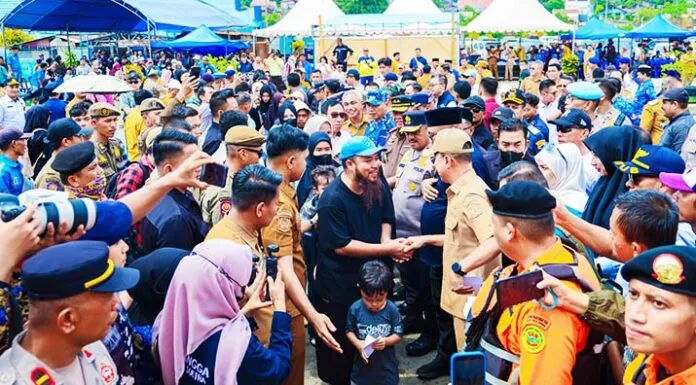 Gubernur Sultra Lepas Peserta Mudik Gratis 2026, Ribuan Warga Difasilitasi Pulang Kampung Gubernur Sultra Lepas Peserta Mudik Gratis 2026, Ribuan Warga Difasilitasi Pulang Kampung