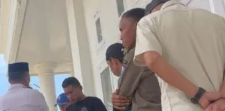 Wabup Buton Selatan Datangi Rujab Bupati, Video Ketegangan Viral di Media Sosial Wabup Buton Selatan Datangi Rujab Bupati, Video Ketegangan Viral di Media Sosial