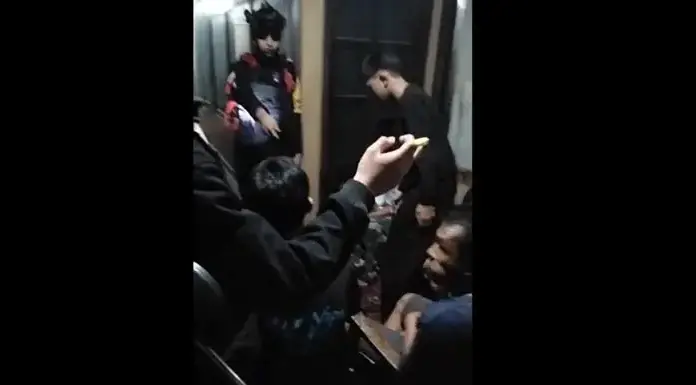 Enam Remaja Diamankan Polisi saat Asyik Judi Kartu, Ditemukan Barang Diduga Narkotika Enam Remaja Diamankan Polisi saat Asyik Judi Kartu, Ditemukan Barang Diduga Narkotika