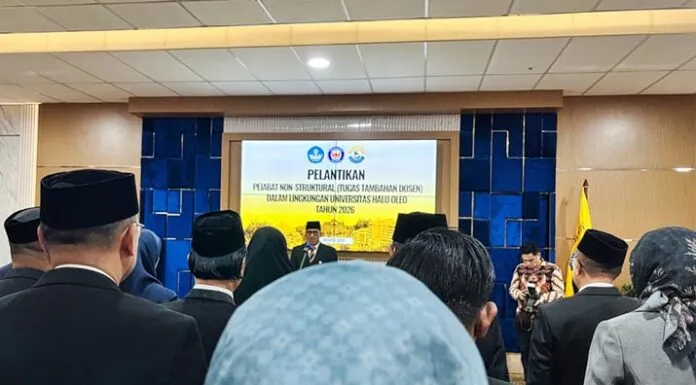 UHO Lantik 29 Pejabat Nonstruktural, Perkuat Tata Kelola dan Kinerja Akademik UHO Lantik 29 Pejabat Nonstruktural, Perkuat Tata Kelola dan Kinerja Akademik