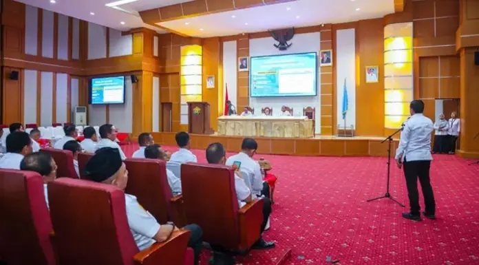 Gubernur Sultra Pimpin Rapat Pemantapan HUT ke-62, Seluruh OPD Diminta Maksimalkan Persiapan Gubernur Sultra Pimpin Rapat Pemantapan HUT ke-62, Seluruh OPD Diminta Maksimalkan Persiapan