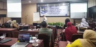 AJI Indonesia Bekali Jurnalis Kendari Keterampilan OSINT Hadapi Disinformasi Digital AJI Indonesia Bekali Jurnalis Kendari Keterampilan OSINT Hadapi Disinformasi Digital
