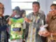 Ratusan KK di Punggolaka Dapat Bantuan Sembako Pascabanjir Ratusan KK di Punggolaka Dapat Bantuan Sembako Pascabanjir