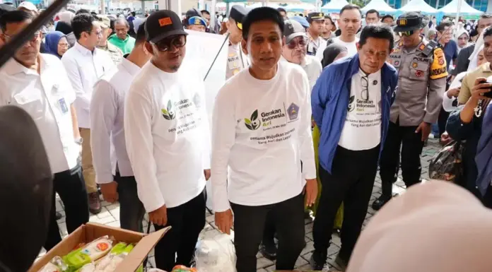 Gerakan Pangan Murah di Kendari Tembus 200 Kali, Wamendagri Sebut Luar Biasa Gerakan Pangan Murah di Kendari Tembus 200 Kali, Wamendagri Sebut Luar Biasa