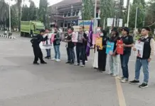 AJI Kendari Gelar Aksi May Day, Soroti Kesejahteraan dan Perlindungan Jurnalis AJI Kendari Gelar Aksi May Day, Soroti Kesejahteraan dan Perlindungan Jurnalis