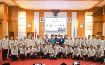 Gubernur Sultra Lepas 37 Petugas Haji, Siap Layani Jemaah di Tanah Suci Gubernur Sultra Lepas 37 Petugas Haji, Siap Layani Jemaah di Tanah Suci