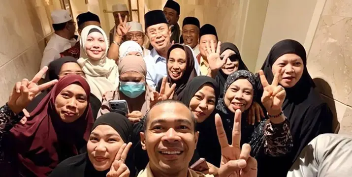 gubernur_madinah Gubernur Sultra Kunjungi Jamaah Haji di Madinah, Pastikan Kondisi dan Pelayanan Berjalan Baik