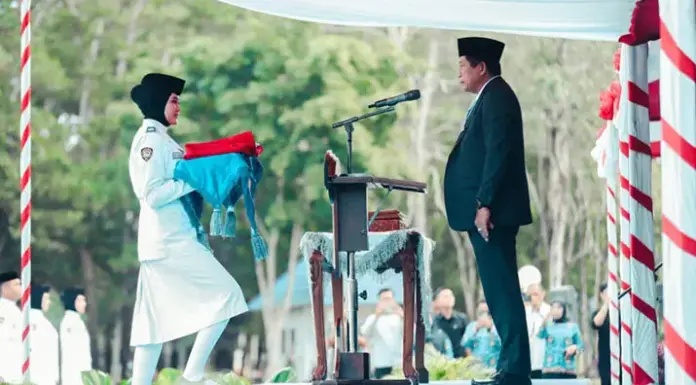 Hugua Pimpin Upacara Hari Lahir Pancasila 2026, Tegaskan Pentingnya Persatuan dan Perdamaian Hugua Pimpin Upacara Hari Lahir Pancasila 2026, Tegaskan Pentingnya Persatuan dan Perdamaian