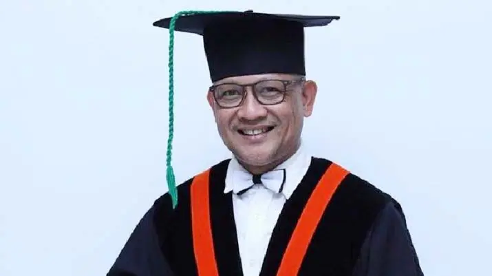 khairul_munadi Kemendiktisaintek Tunjuk Dirjen Dikti sebagai PlT Rektor UHO, Pilrek Tetap Berjalan