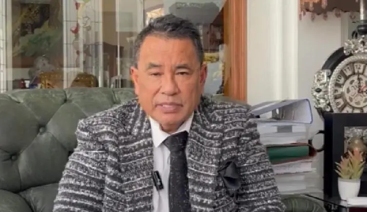 hotmanparis Hotman Paris Minta Maaf Usai Ucapan kepada Wartawan Tuai Sorotan, Tegaskan Tak Berniat Merendahkan