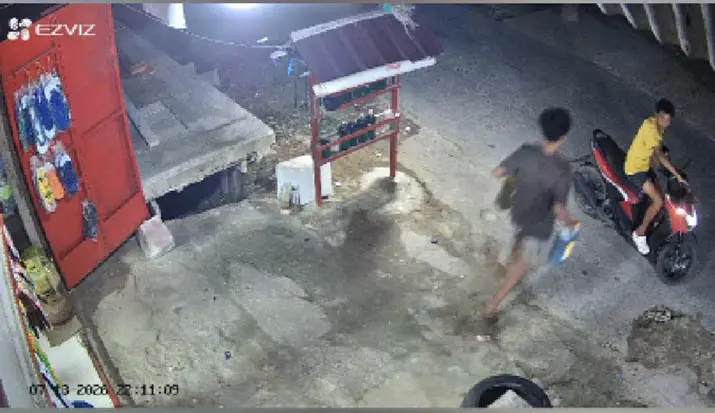 jerigen Terekam CCTV, Dua Jeriken Pertalite Milik Pedagang Eceran di Kendari Digondol Maling