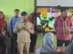 Wamendikdasmen Tinjau Sekolah di Wakatobi, Pastikan Program MBG Menjangkau Wilayah 3T Wamendikdasmen Tinjau Sekolah di Wakatobi, Pastikan Program MBG Menjangkau Wilayah 3T