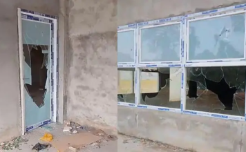 Viral! Gedung CBD Konawe Utara Dirusak, Pintu dan Jendela Kaca Pecah Viral! Gedung CBD Konawe Utara Dirusak, Pintu dan Jendela Kaca Pecah