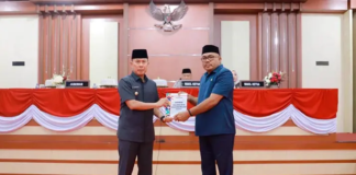 Ekonomi Sultra Tumbuh 6,23 Persen, Gubernur Sampaikan Rancangan Perubahan Anggaran 2026 Ekonomi Sultra Tumbuh 6,23 Persen, Gubernur Sampaikan Rancangan Perubahan Anggaran 2026