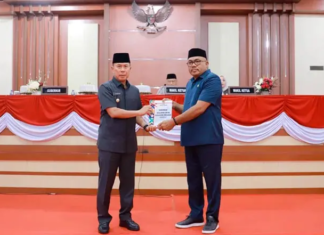 Ekonomi Sultra Tumbuh 6,23 Persen, Gubernur Sampaikan Rancangan Perubahan Anggaran 2026 Ekonomi Sultra Tumbuh 6,23 Persen, Gubernur Sampaikan Rancangan Perubahan Anggaran 2026